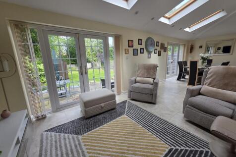 Family/Dining Room