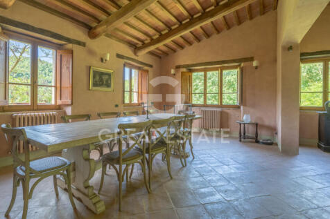 Interno