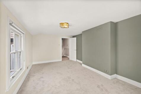 Principal Bedroom, Angle 2