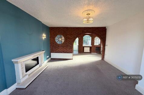 Waverley Crescent, Manchester, M43 photo 4