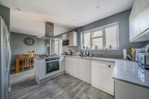 1348839-13-68d2d3...