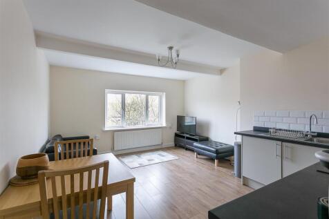Lounge/Kitchen