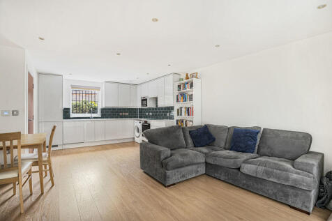 Kitchen/Reception