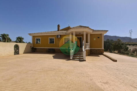 4 Bedroom Detached For Sale-LEIVA05-2