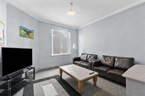 Living room 2.png