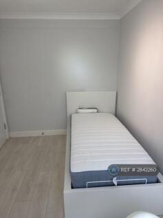 Room 1 (Ground Floor): Available On 26th May £725