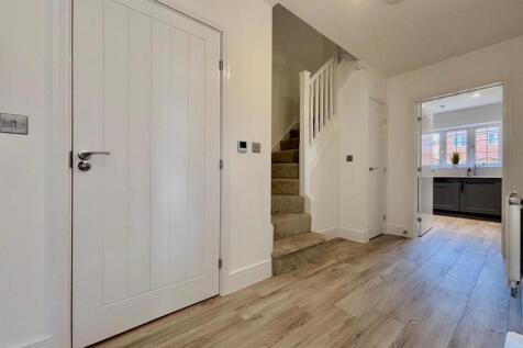 WhatsApp Image 2025-09-11 at 13.57.28_dca808ef.jpg