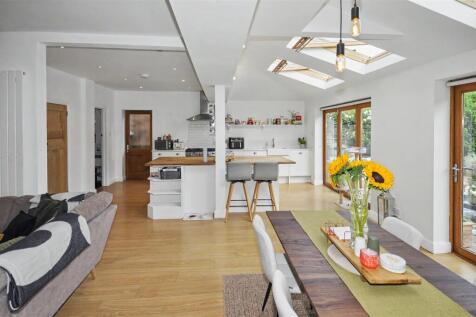 Acacia Road, Leamington Spa photo 3
