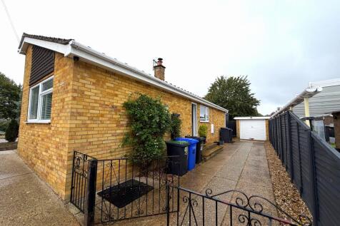 3-bed detached on Woodcutters Way, Lakenheath, Suffolk, £1,495/mo