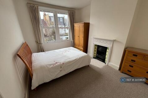Fircroft Road, London, SW17 photo 4