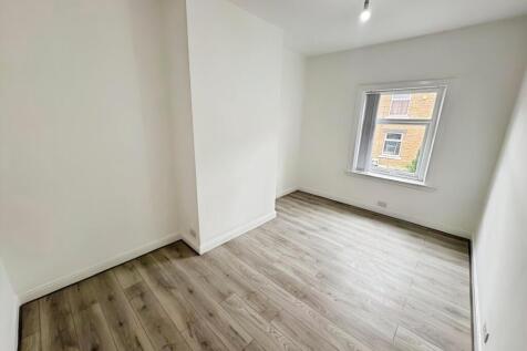 Pickford Street, Huddersfield, West Yorkshire, HD3 photo 4