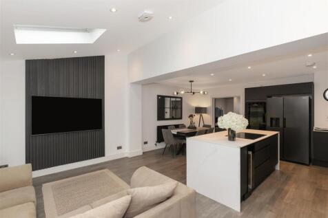 Open Plan Living Room 2.jpg