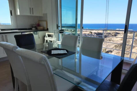 2 Bedroom Elegant Corner Duplex Penthouse with Expansive Outdoor Living Space Image 92 5