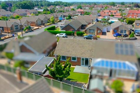 DRONE REAR GARDEN