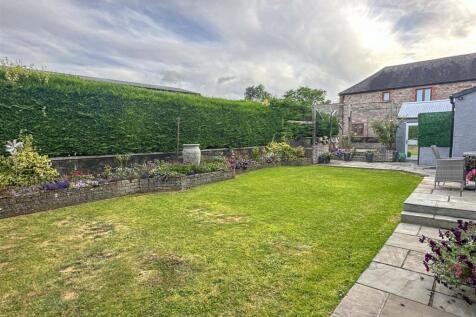 Old Trafford Garden a.jpg