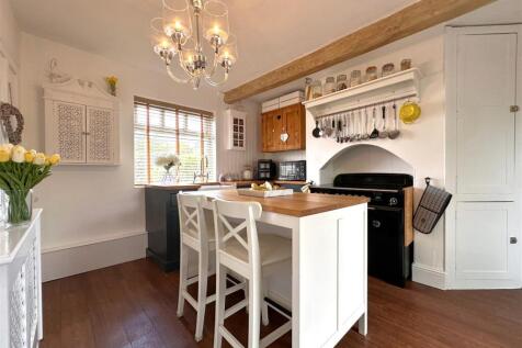 Superb Breakfast Kitchen 702