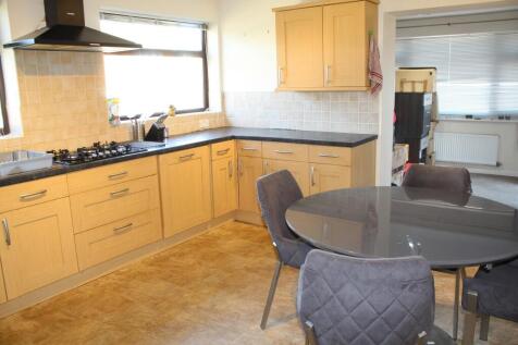 Fitted Kitchen