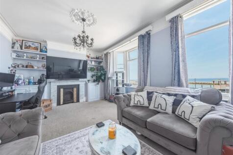 Flat 3. 83 Central Parade (24).jpg
