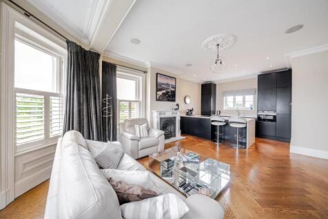 Kitchen/Reception