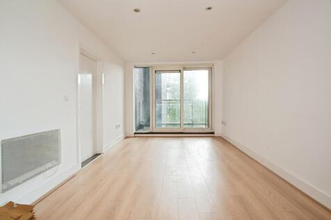 Living/Dining Area