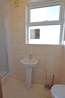FF Shower Room.jpg