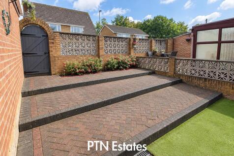 front garden .jpg