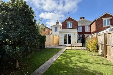 Rear Garden: