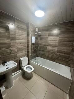 Urmston Lane, Stretford, M32 photo 3