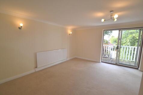 Eastleigh photo 3