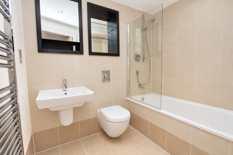 McClure House, Leeds Dock photo 5