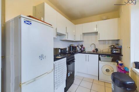 Peel Avenue, Heysham, LA3 photo 3
