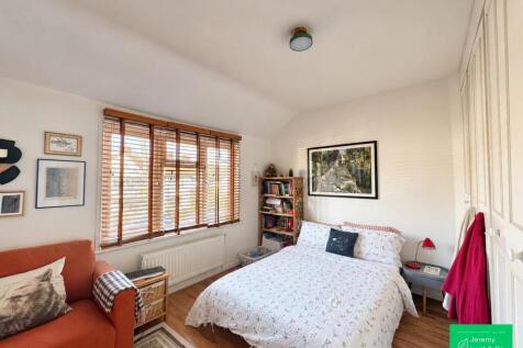 Steeds Road, N10 photo 4