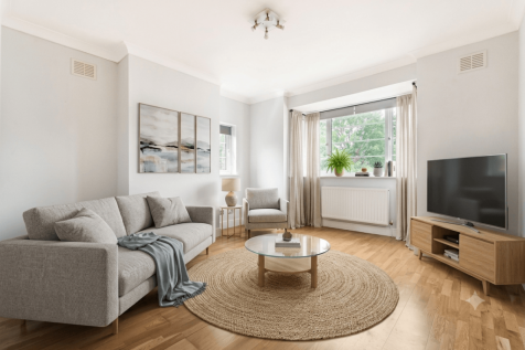 2 Bedroom Maisonette for Sale