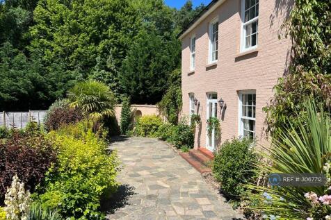 Oldhouse Lane, Windlesham, GU20 photo 3