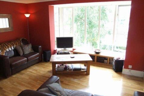 Lygean Avenue, Ware, Hertfordshire, SG12 photo 2