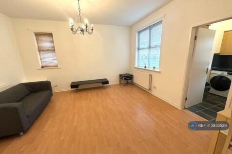 Flat 2 Living Room