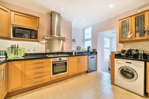 1330161-16-688799...