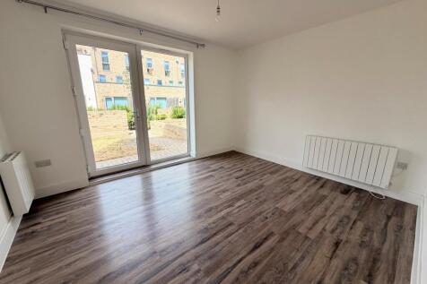 Lescar Road, Waverley, Rotherham, South Yorkshire, S60 photo 4