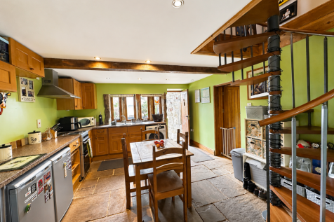 Annex kitchen 