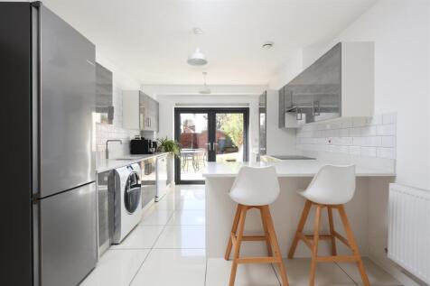 14 Kynaston View 16.JPG
