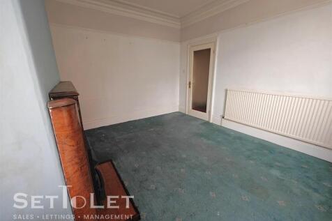 WhatsApp Image 2025-04-18 at 12.56.05 (10).jpeg