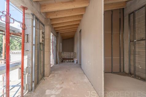 NEWLY BUILT MODERN VILLA IN UNIQUE LOCATION OF SELVA 