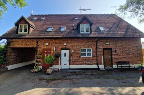 Old School Mews - A 3 Bedroom Mews Property