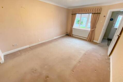 Living Room.jpg