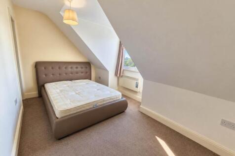 Charles Court, Northbourne Road, Eastbourne,  photo 3