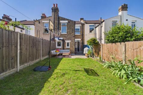 Presented by Kevin at EweMove Abbey Wood and Belve
