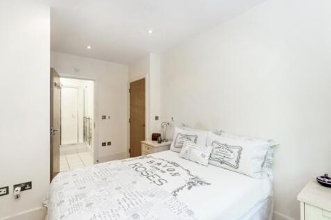 5 Kingfisher House p