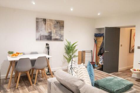 Kitchen/lounge