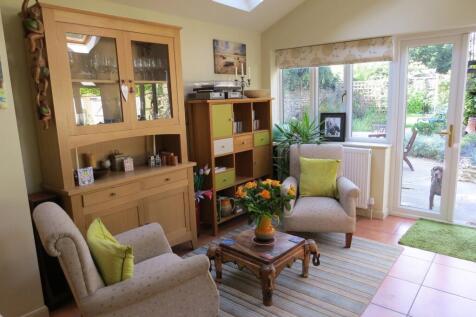 Milton Road, Oundle, Peterborough, PE8 photo 5