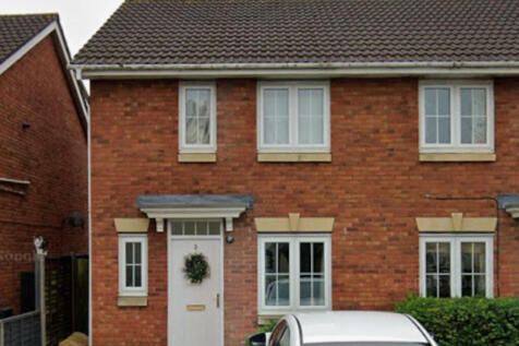 3 Eastfield Mews